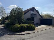 Einfamilienhaus in exklusiver Wohnlage mit Garten und PV-Anlage